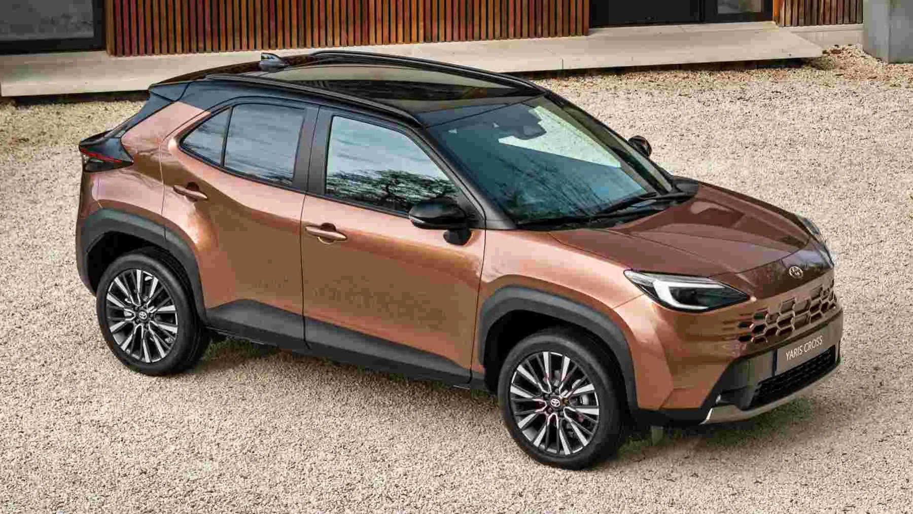 Toyota quiere blindar su numero uno el yaris cross 2026 gana imagen tecnologia y motor hibrido de 130 cv 5