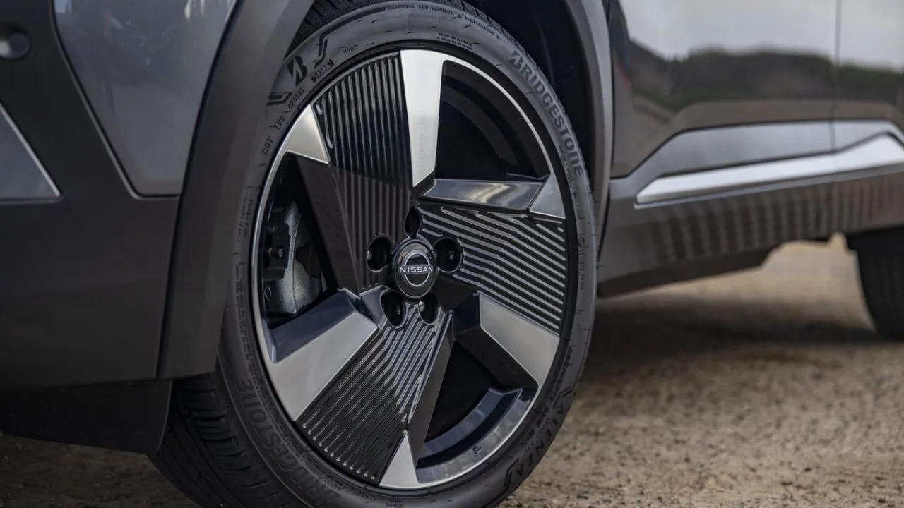 El secreto que delata si un nissan es realmente deportivo esta en el color de sus pinzas de freno 1