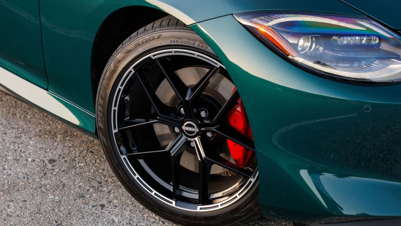 El secreto que delata si un nissan es realmente deportivo esta en el color de sus pinzas de freno 3