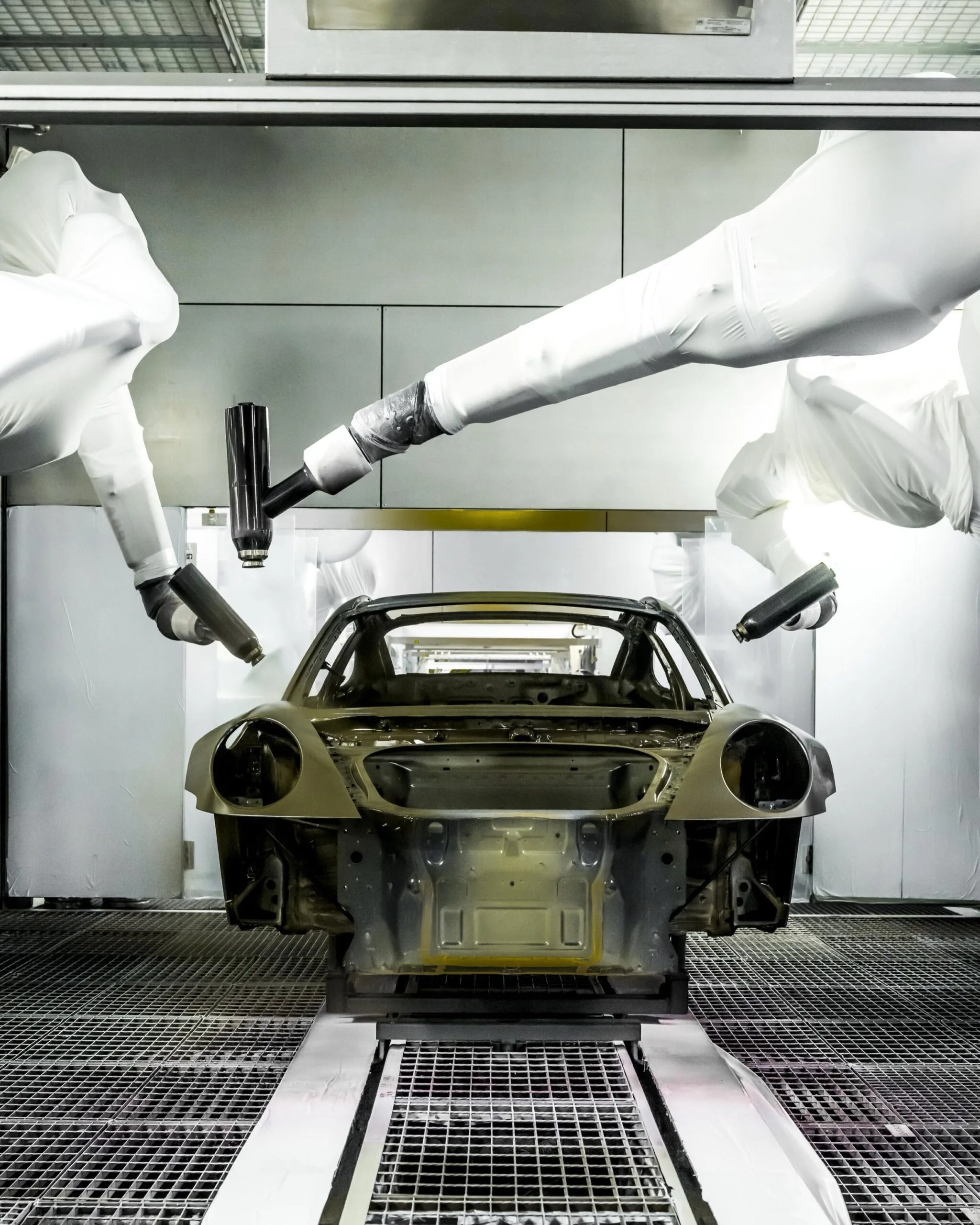 Porsche crea un 911 gt3 para devorar puertos de montana cambio manual y solo 100 unidades 36