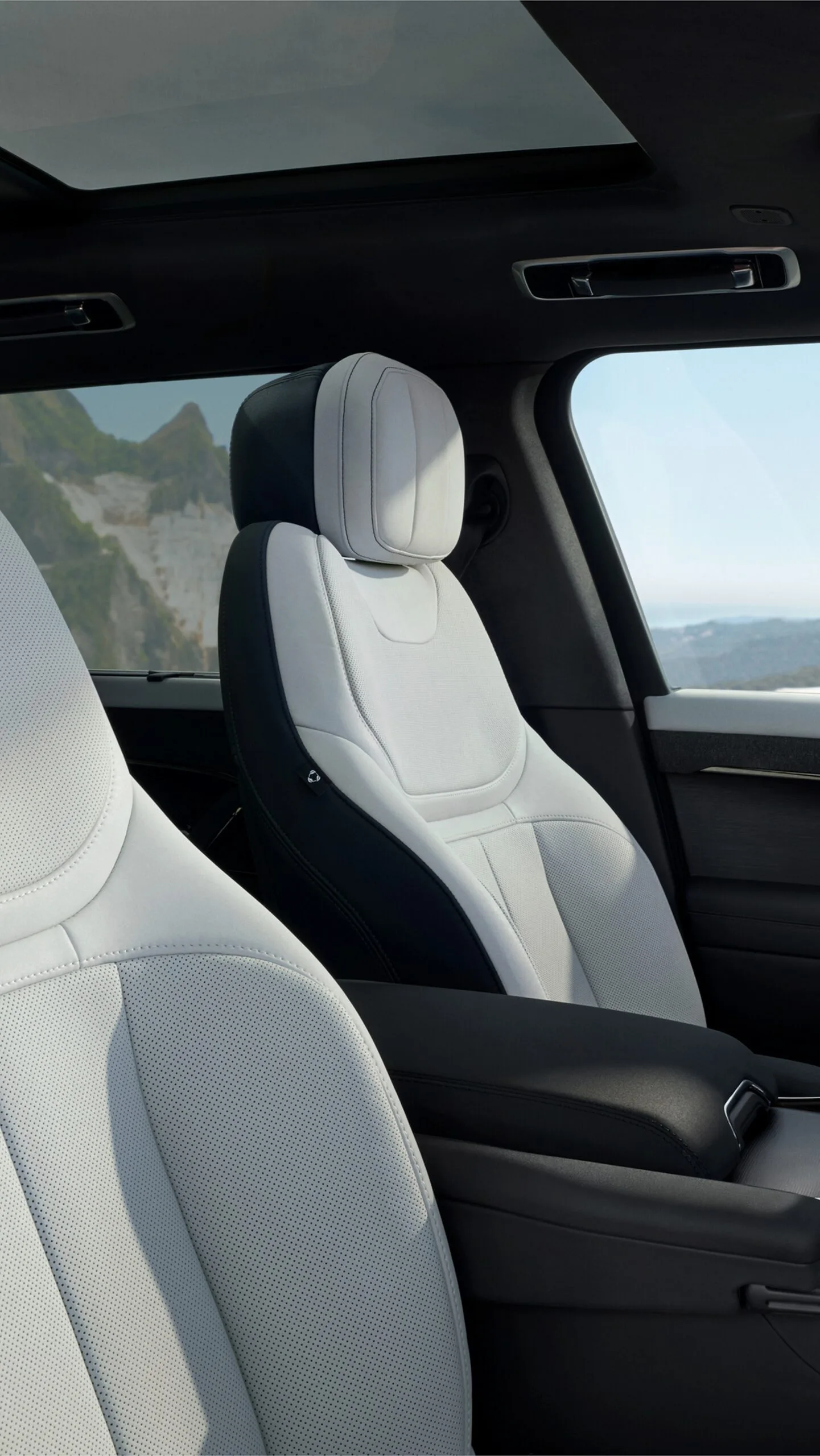 Asientos delanteros claros del Range Rover Sport