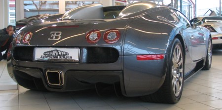 bugatti-veyron-singen2.jpg