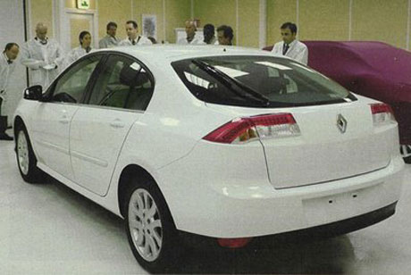carscoop_laguna1.jpg