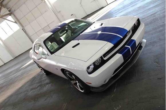2011-dodge-challenger_100329138_m