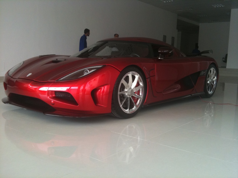 koenigsegg-agera-r-espia-2