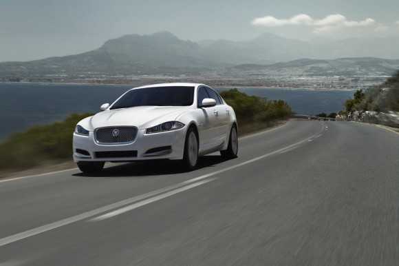 jaguar-xf201202