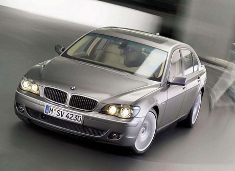 tn_bmw_2006-750li-002_2.jpg