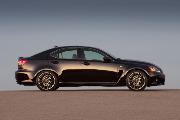 lexus-is-f-2012-03