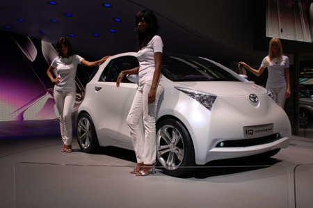 Toyota iQ Concept