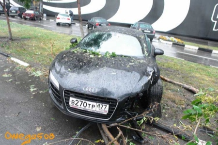 Accidente Audi R8