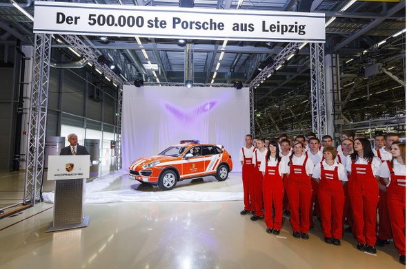 porsche-cayene-is-500000th-vehicle-built-at-leipzig-facility_100394533_m