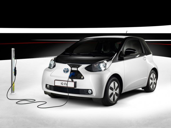 toyota-iq-ev-2013-02-1024x768