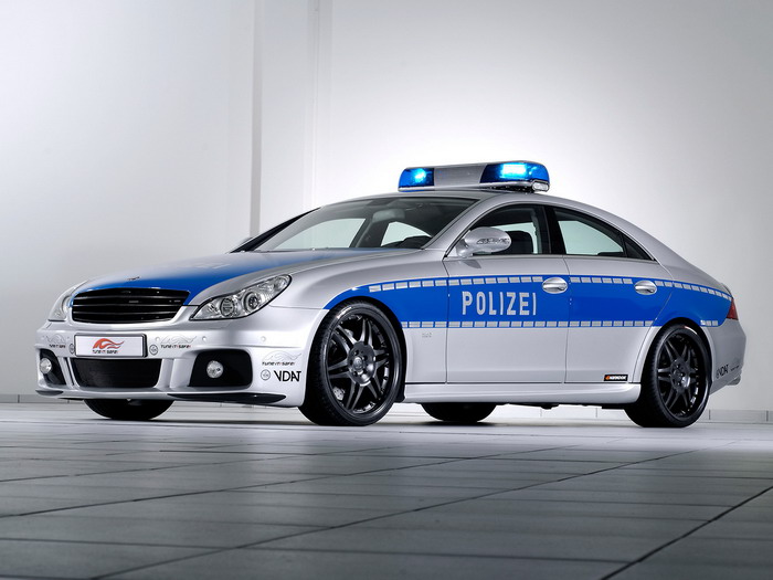 brabus-rocket-police-car-based-on-mercedes-benz-cls-2006-2.jpg
