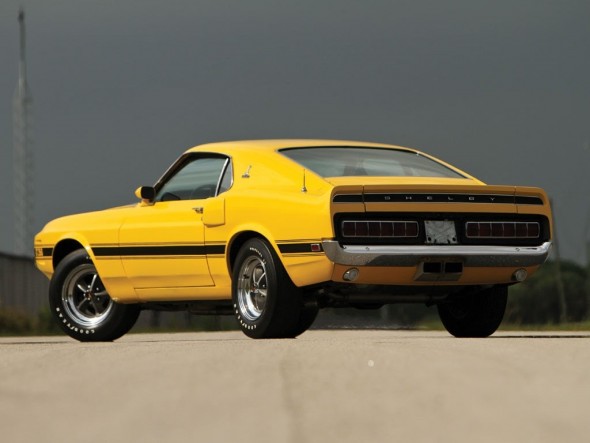 Ford-Mustang-GT350-2[2]